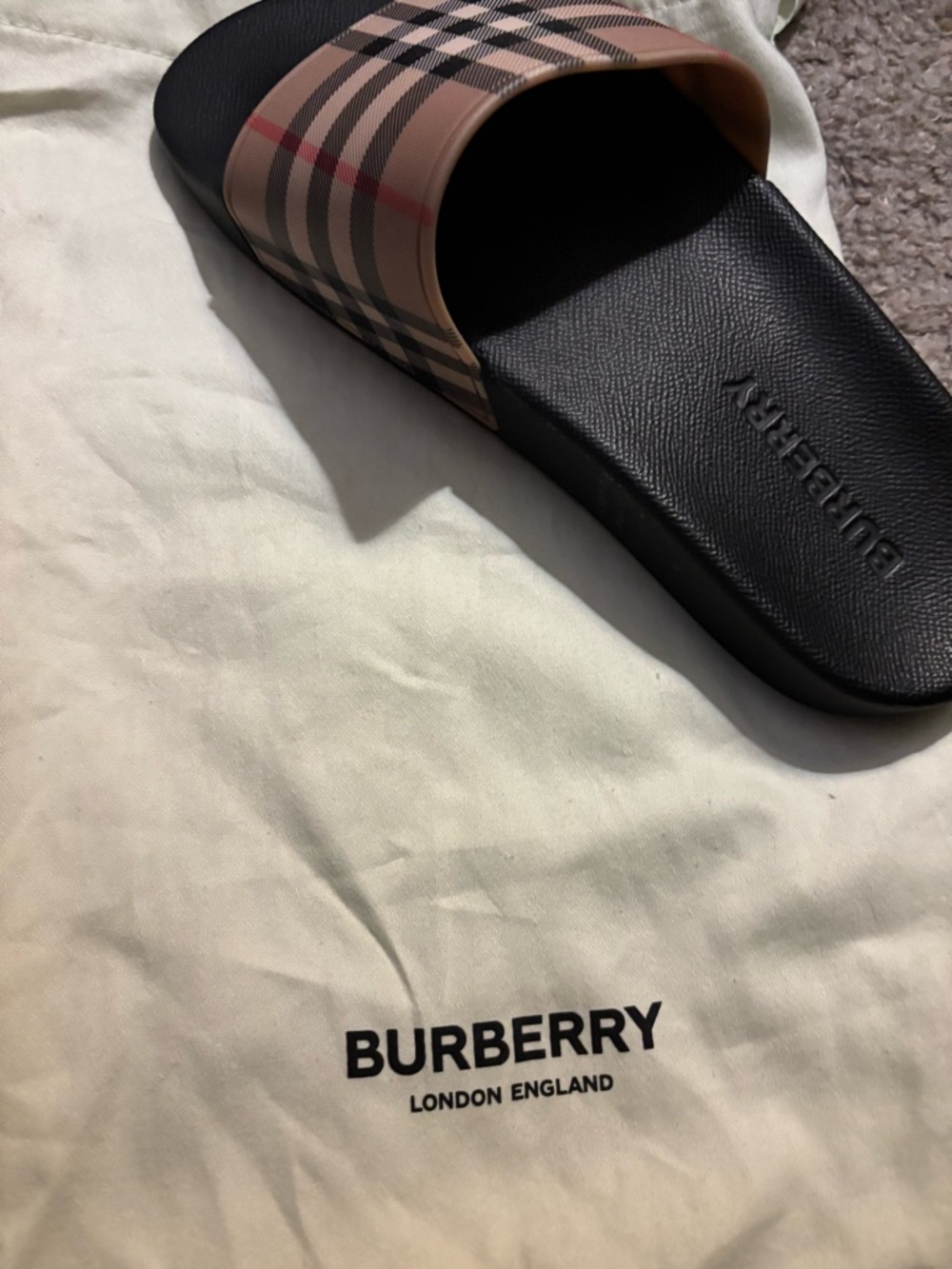 Burberry Beige Nova Check Slide Sandals with Black Footbed - Picture 4 of 8
